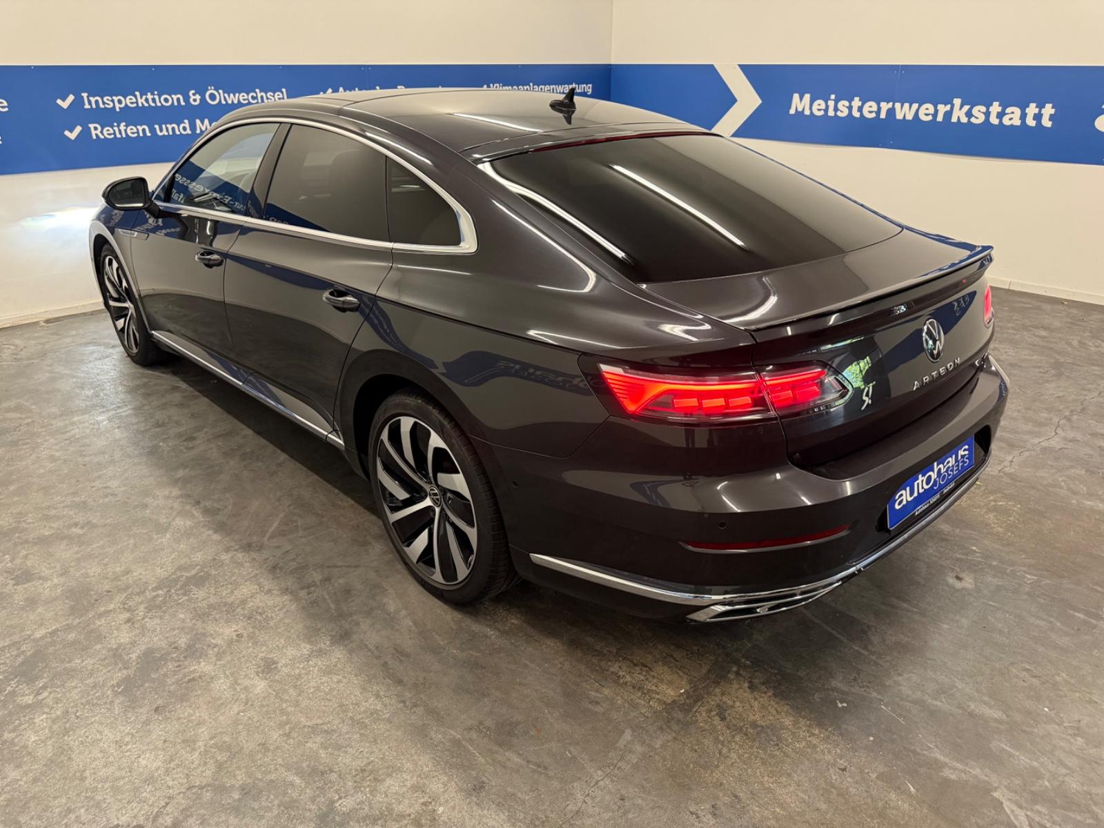 Volkswagen Arteon 2.0 TDI R-Line 4M ACC Pano AHK Kamera HUD