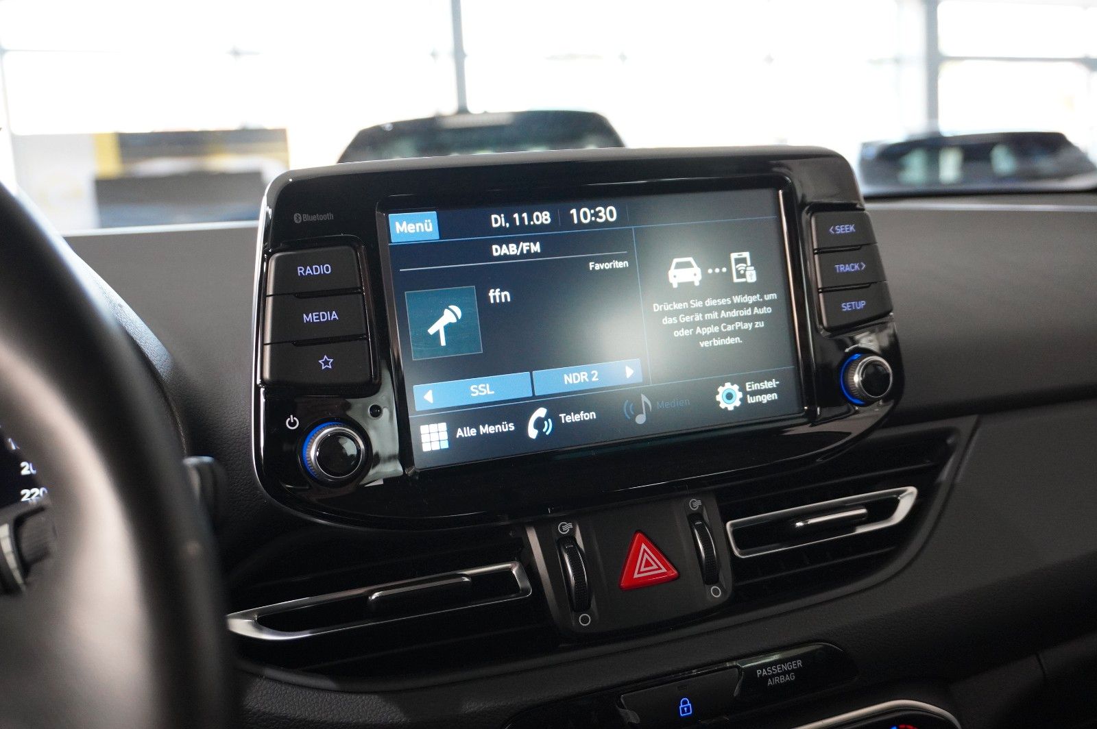 Fahrzeugabbildung Hyundai i30 LIM. 1.5 T-GDI 48V NAVI/LED/SPORT/KAMERA/DAB