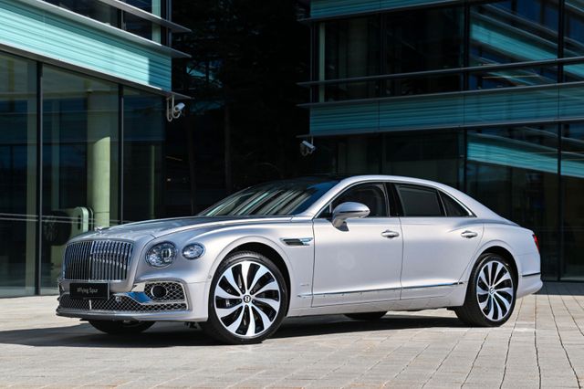 Bentley Flying Spur Azure V8