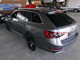 Skoda Superb Combi 4x4 Laurin & Klement AHK/StHz/Pano - Skoda: Klement Laurin
