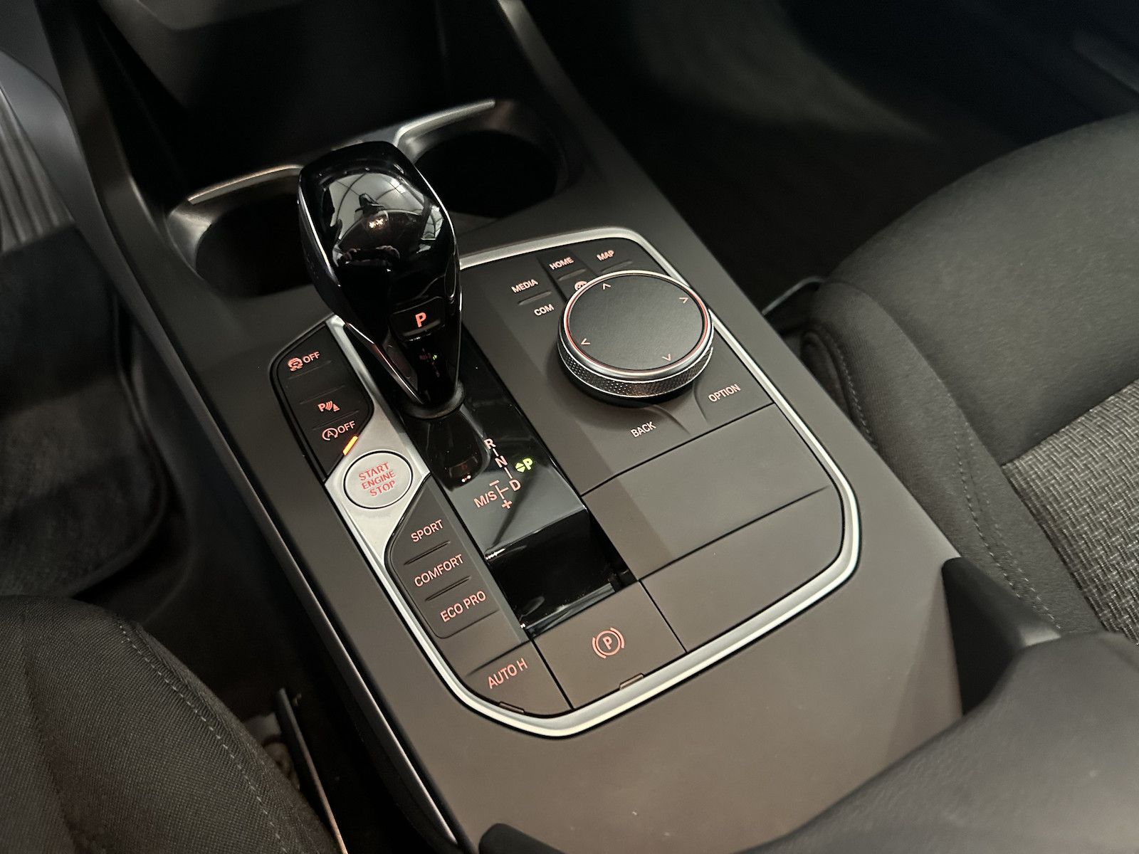 Fahrzeugabbildung BMW 216 Gran Coupe d Advantage/LED/NavProf/PDC/