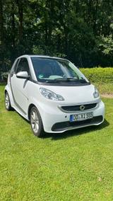 Smart ForTwo CABRIO, DIESEL, SERVO, KLIMA, AUTOMATIK - Smart ForTwo mit Diesel-Antrieb: Navigationssystem, Cabrio, Klimaanlage