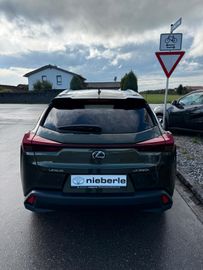 Lexus UX - 8