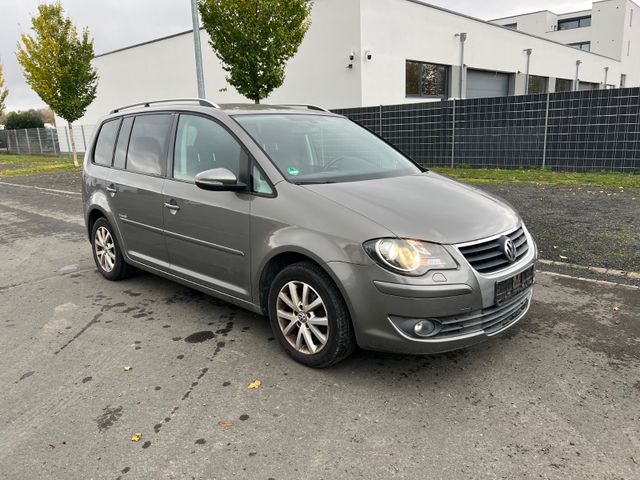 Volkswagen Touran Freestyle,Automatik,Navi,1.Hand