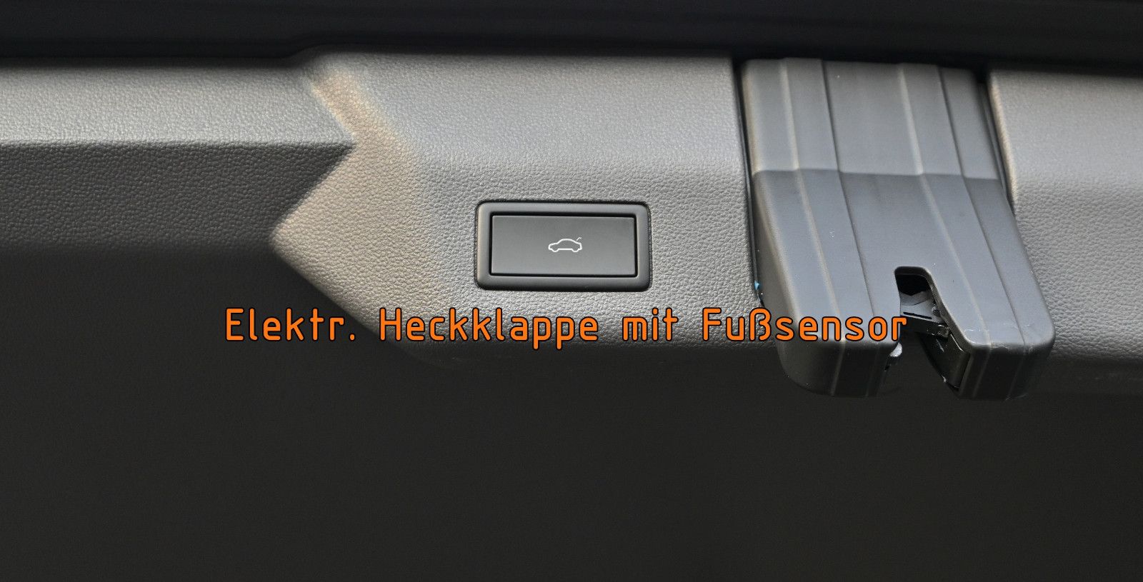 Fahrzeugabbildung Volkswagen T7 Multivan 2,0 TDI DSG Style °ACC°AHK°STANDHEIZ