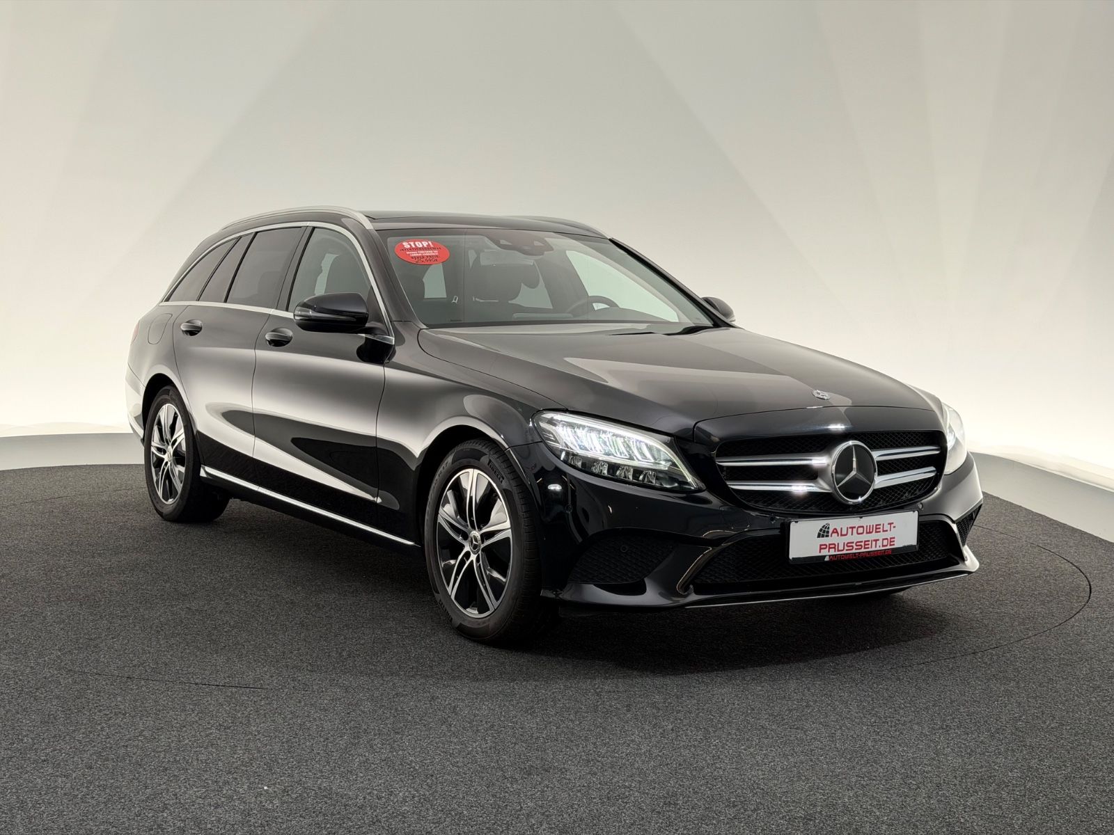 Gebrauchtwagen Mercedes-Benz C 300 C 300 T*AVANTGARDE*LED-PANO-ACC-AHK-SHZ-SPUR-PDC in Horb am Neckar