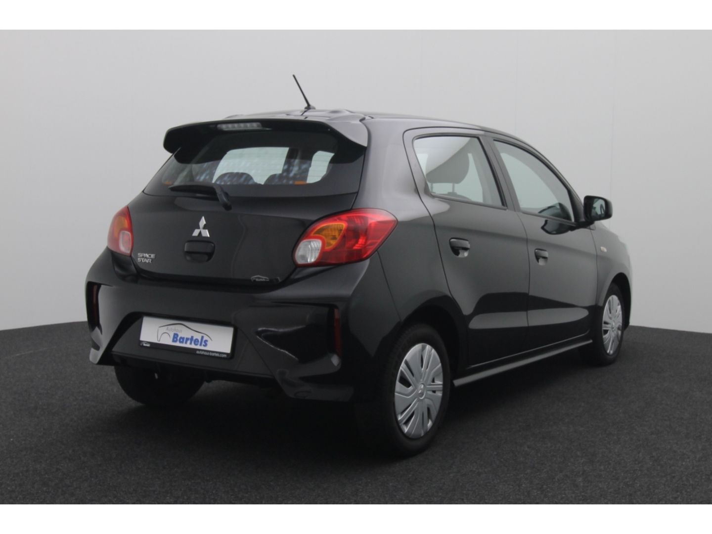 Fahrzeugabbildung Mitsubishi Space Star 1.2 Spirit Garantie