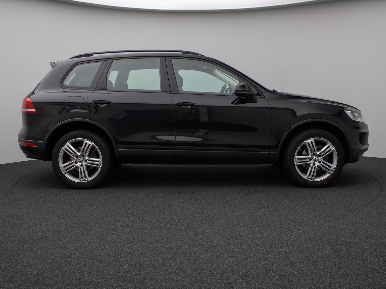 Fahrzeugabbildung Volkswagen Touareg 3.0 TDI V6 Terrain Tech 4Mot PDC BiXenon