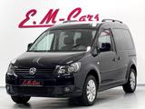 Volkswagen Caddy DSG Rollstuhllift Selbstfahrer 3329km - Volkswagen Caddy mit Diesel-Antrieb