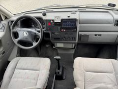 Fahrzeugabbildung T4 Kombi Transporter Bus 2.5 9-Sitzer