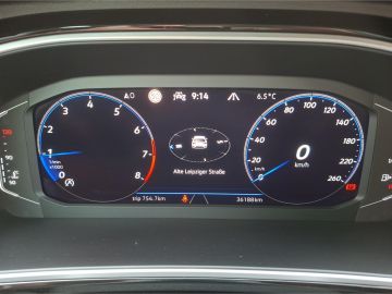 Volkswagen T-Roc R-Line 1.5 TSI °LED°Navi°RFK°ACC°SHZ°AAC°