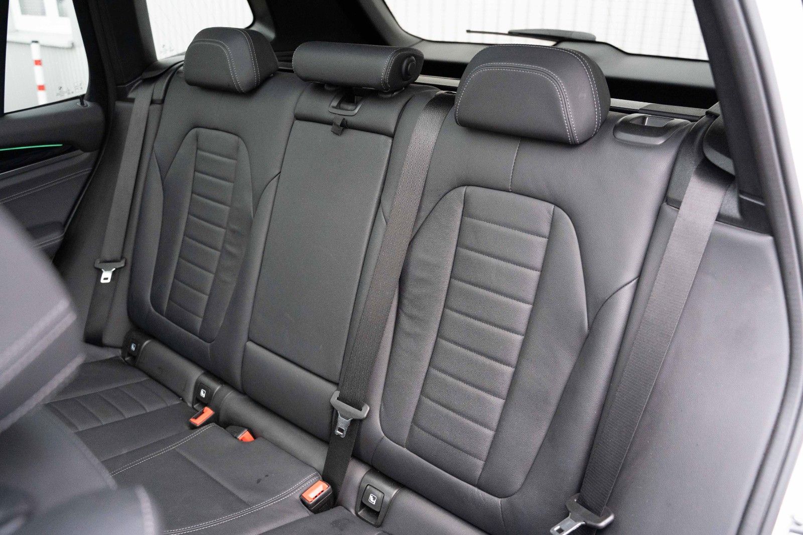 Fahrzeugabbildung BMW X3 XDRIVE 20D M SPORT LED PANO KAM 1.HD WLAN DAB