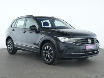 Volkswagen Tiguan - 4