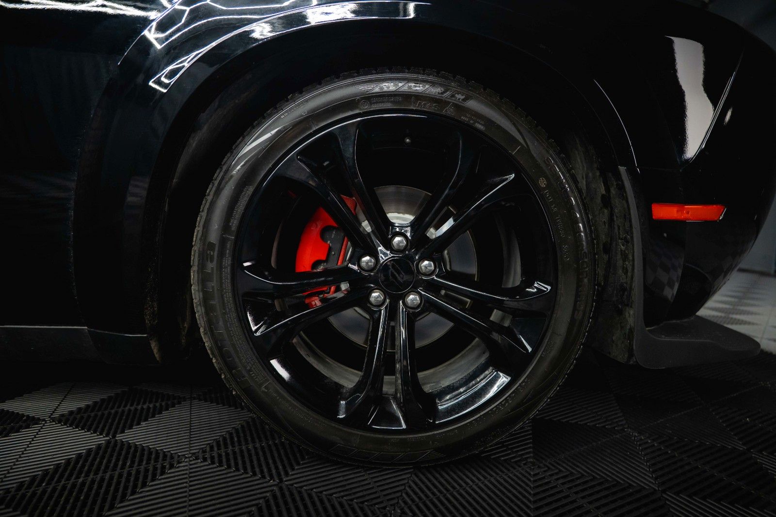 Fahrzeugabbildung Dodge Challenger 5.7 V8 R/T SRT WIDE BODY *LED*19%*