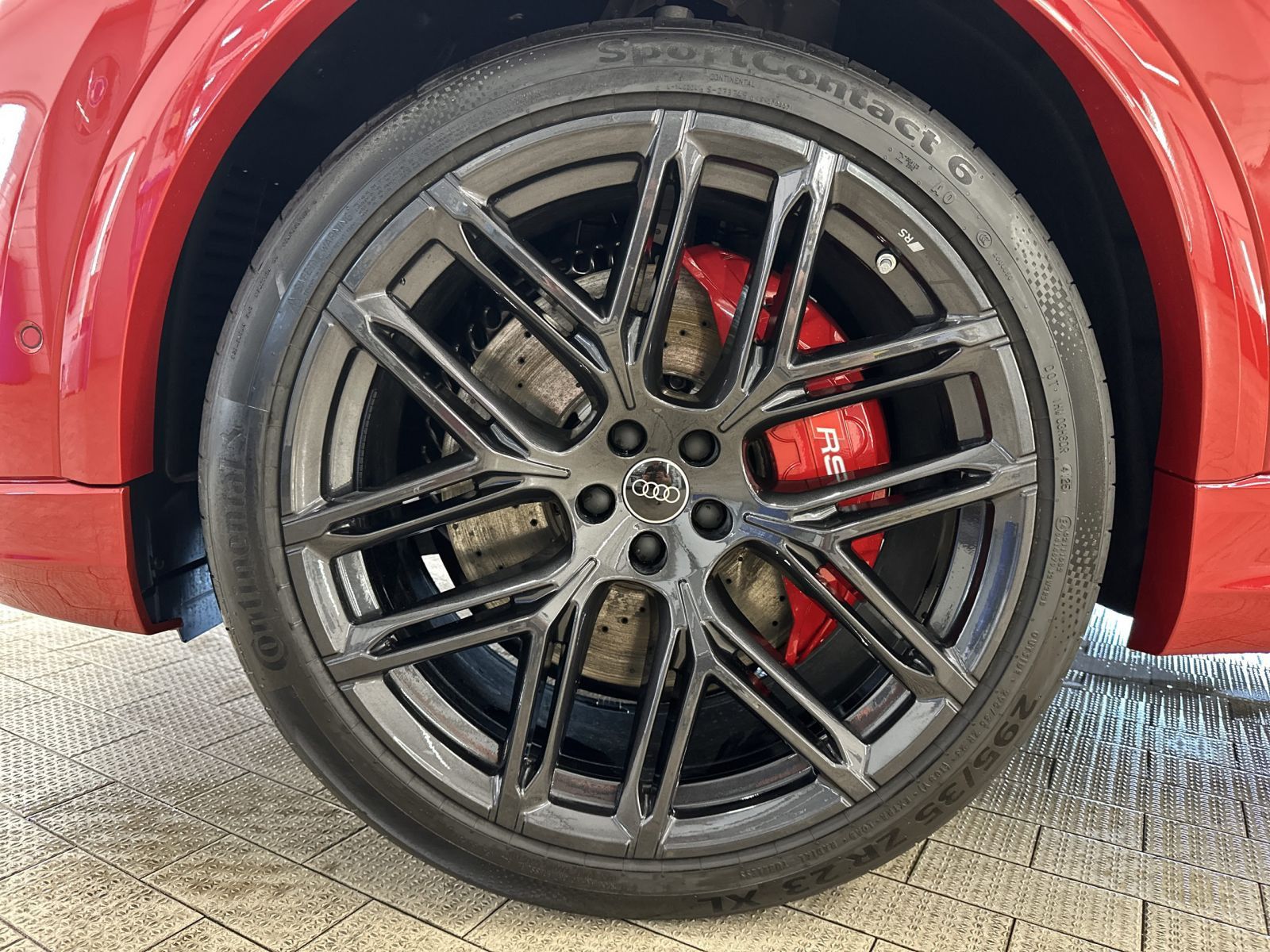 Audi RSQ8 - Bild 15