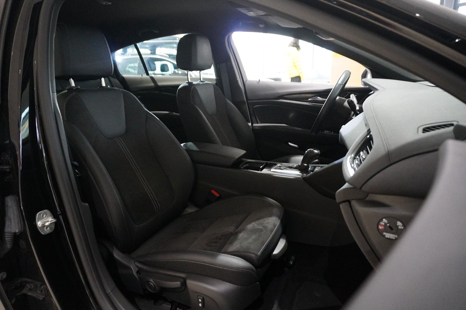 Fahrzeugabbildung Opel Insignia B GS 2.0D ELEGANCE NAVI/OPC/KAMERA/HUD