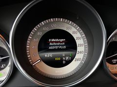 MERCEDES-BENZ E 200 CABRIO /  RENTNER/ 53.tKM / GARANTIE /