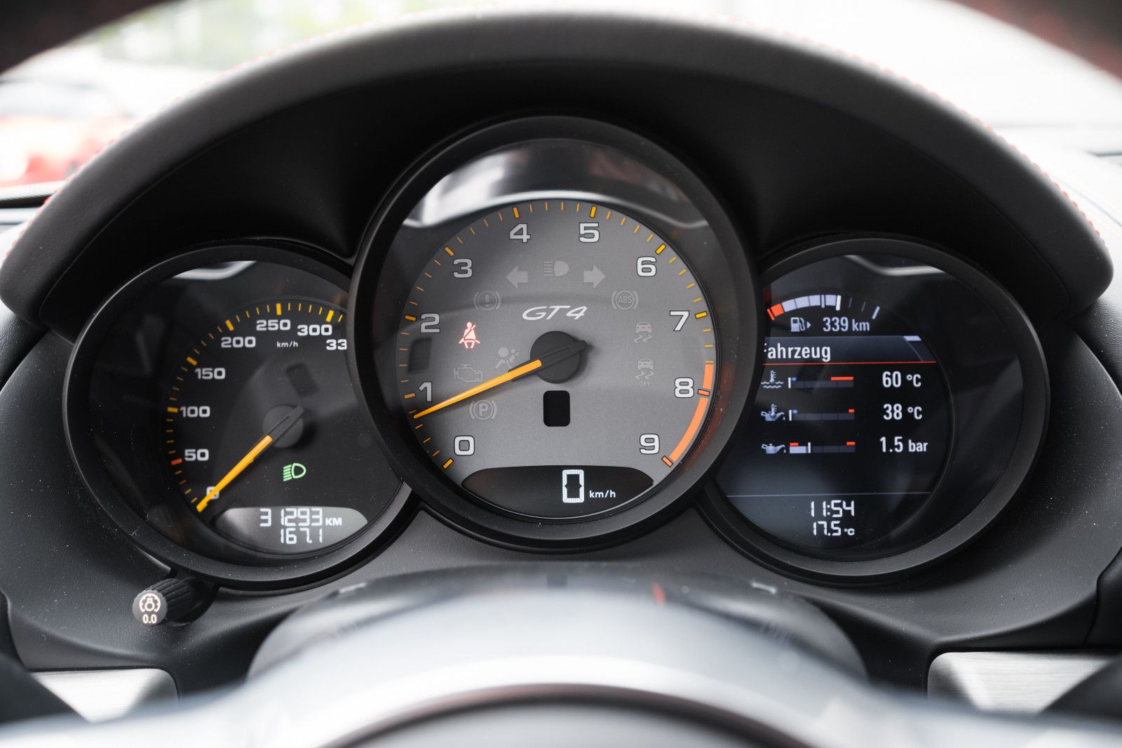 Fahrzeugabbildung Porsche Cayman GT4-Sport-Chrono-Approved-PCM