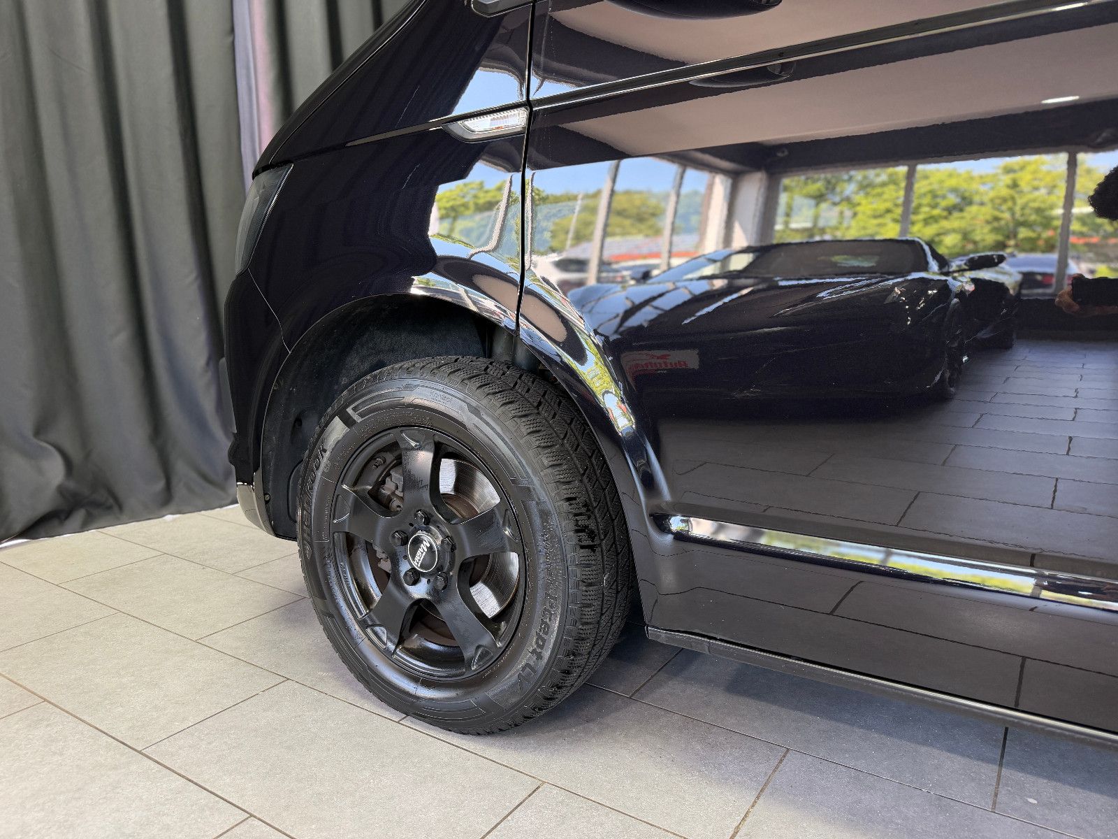 Fahrzeugabbildung Volkswagen T6 Multivan Trendline|Behindertengerecht|DSG|NAV