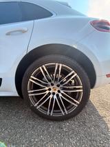 Porsche Macan S S - Porsche Gebrauchtwagen in Pforzheim