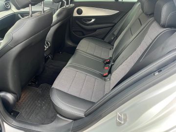 Mercedes E 220 - 7