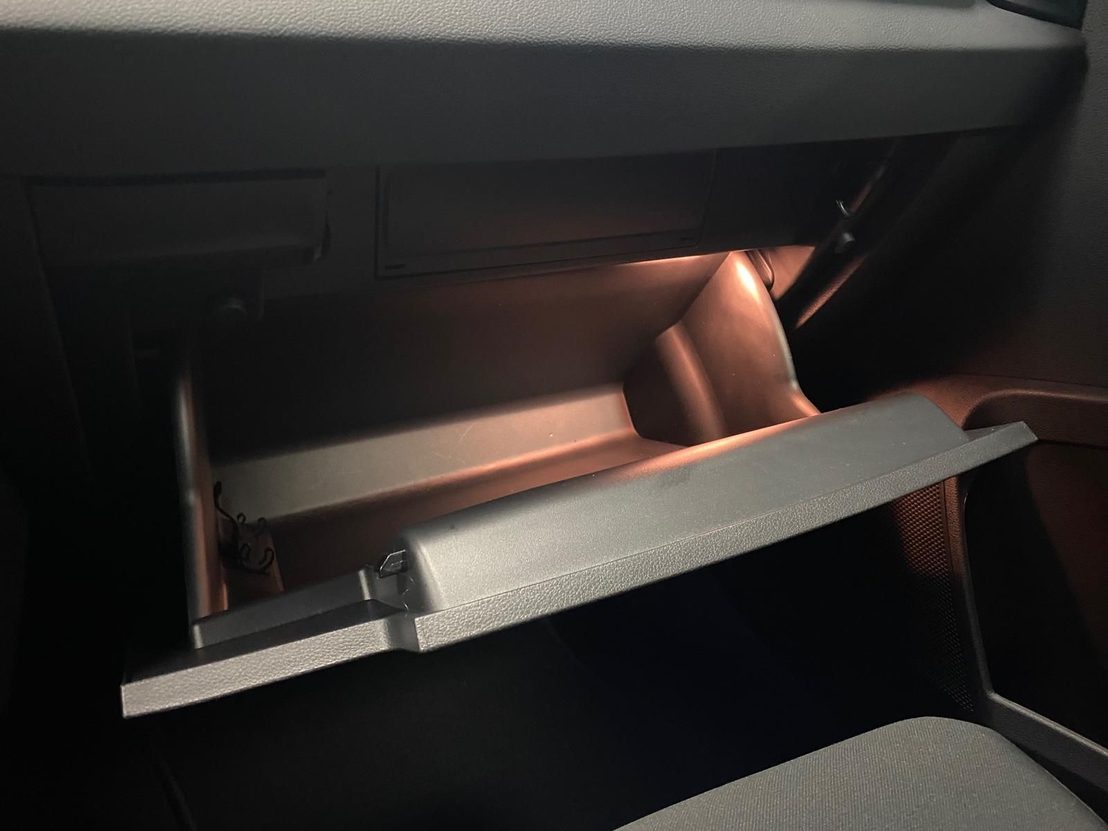 Fahrzeugabbildung SKODA Karoq 1.5 ACT SPORTLINE+5J GA+MATRIX+ACC+360+AHK