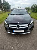 Mercedes-Benz GLA 200 Urban - Mercedes-Benz GLA 200 in Magdeburg