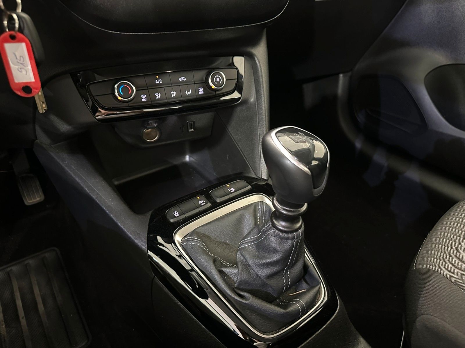 Fahrzeugabbildung Opel Corsa F Edition 1.2T NAVI/PDC/R'CAM/ALU/TEMPOMAT