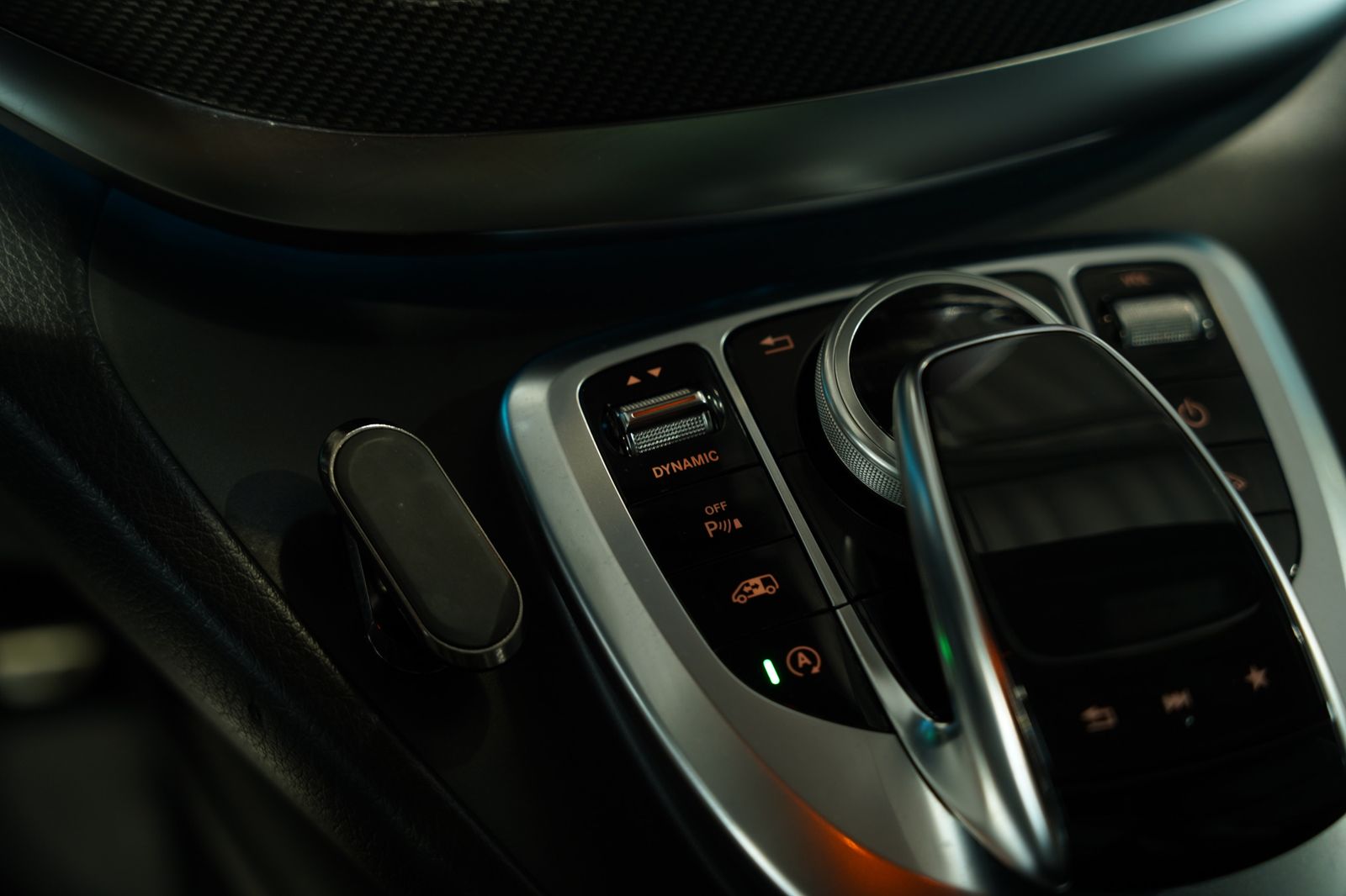 Mercedes Benz V 300