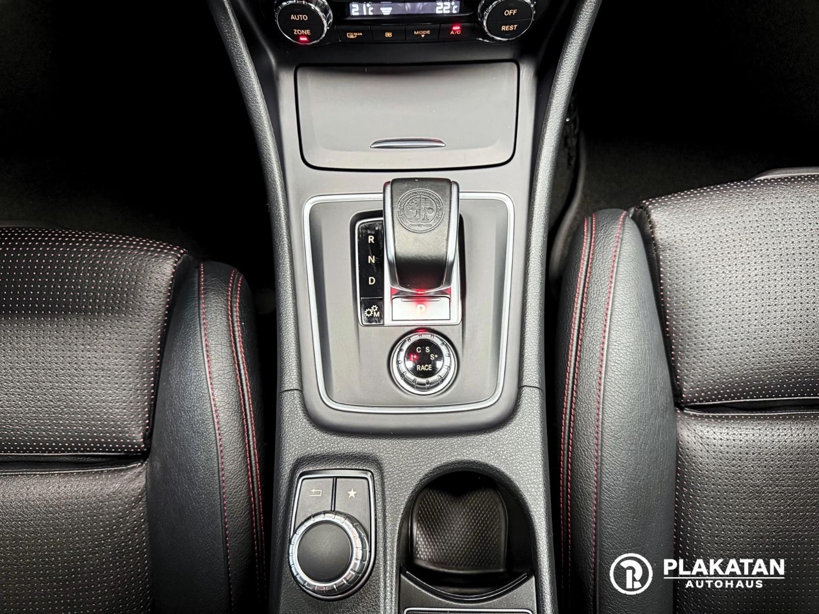 Mercedes-Benz GLA 45 AMG 4Matic Driver Paket Memory Nappa