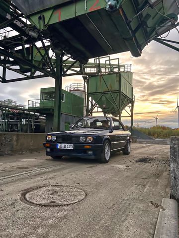 BMW E30 318i Cabrio *Rolling Projekt* Oldt...