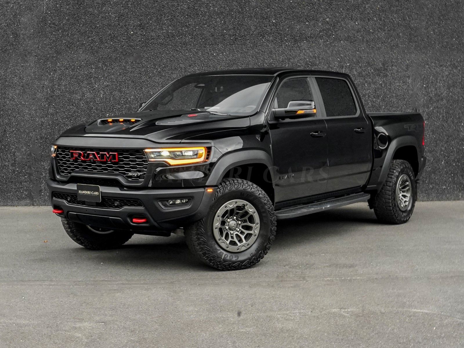 Dodge 2027 TRX SRT® € 154000 6.2L Supercharged V8