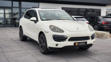 Porsche Cayenne - 4