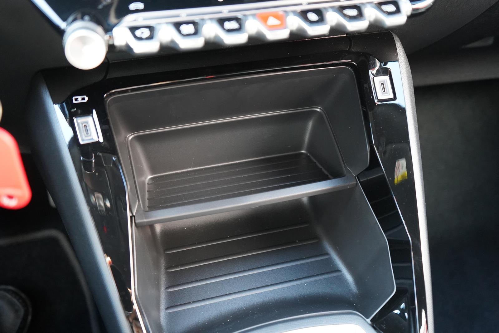 Peugeot 2008 1.2 PureTech LED Navi Kamera