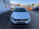 Volkswagen Passat Variant Trendline*Xenon*Sitzheizung - Volkswagen Passat aus 2013