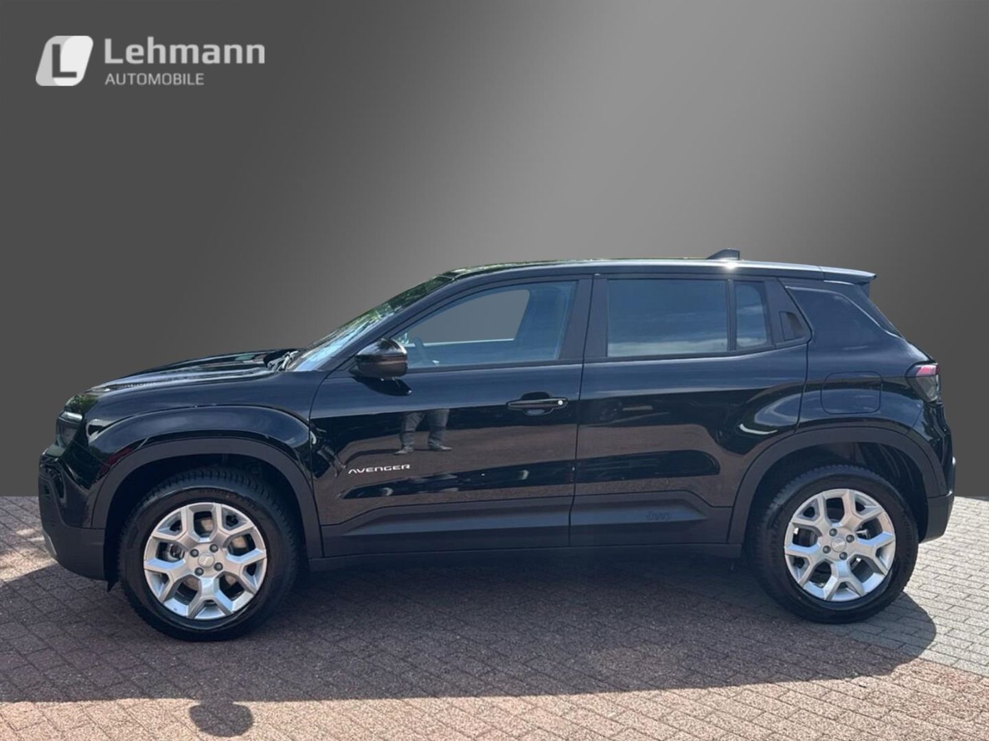 Fahrzeugabbildung Jeep Avenger Altitude Winterpaket Infotainment Paket