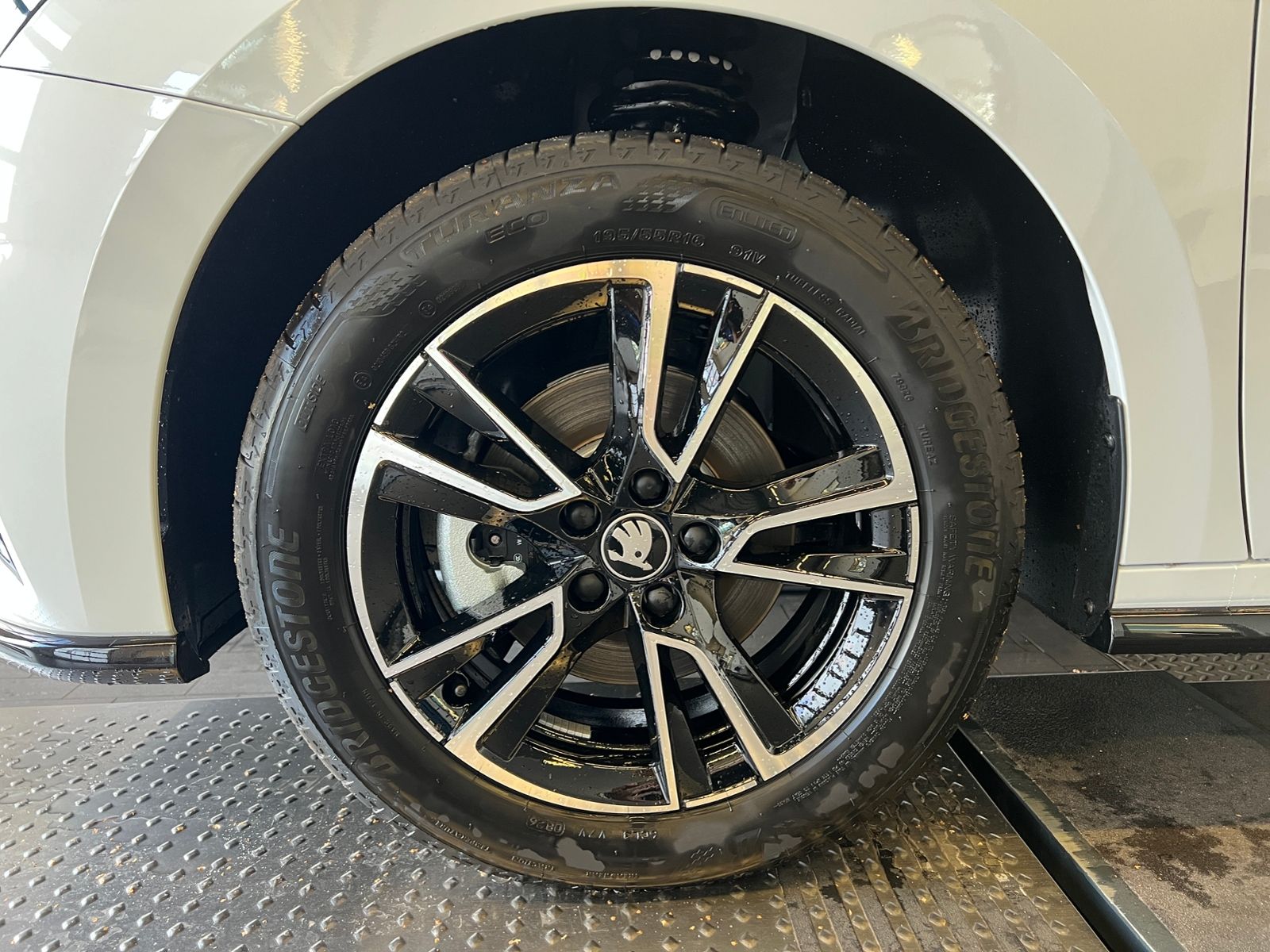 Fahrzeugabbildung SKODA Fabia Monte Carlo 1.0 TSI DSG *LED, SmartLink, K