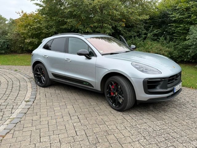 Image of Porsche Macan