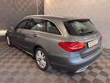 Mercedes-Benz C 180 T*AVANTGARD*ACC-TOT.W-PANO-R.KAM-LED-9G - Mercedes-Benz C-Klasse: 180