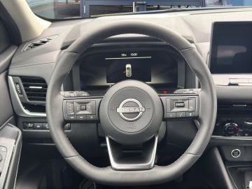 Nissan Qashqai N-Connecta 1.3 DIG-T °LED°Navi°SHZ°BF°