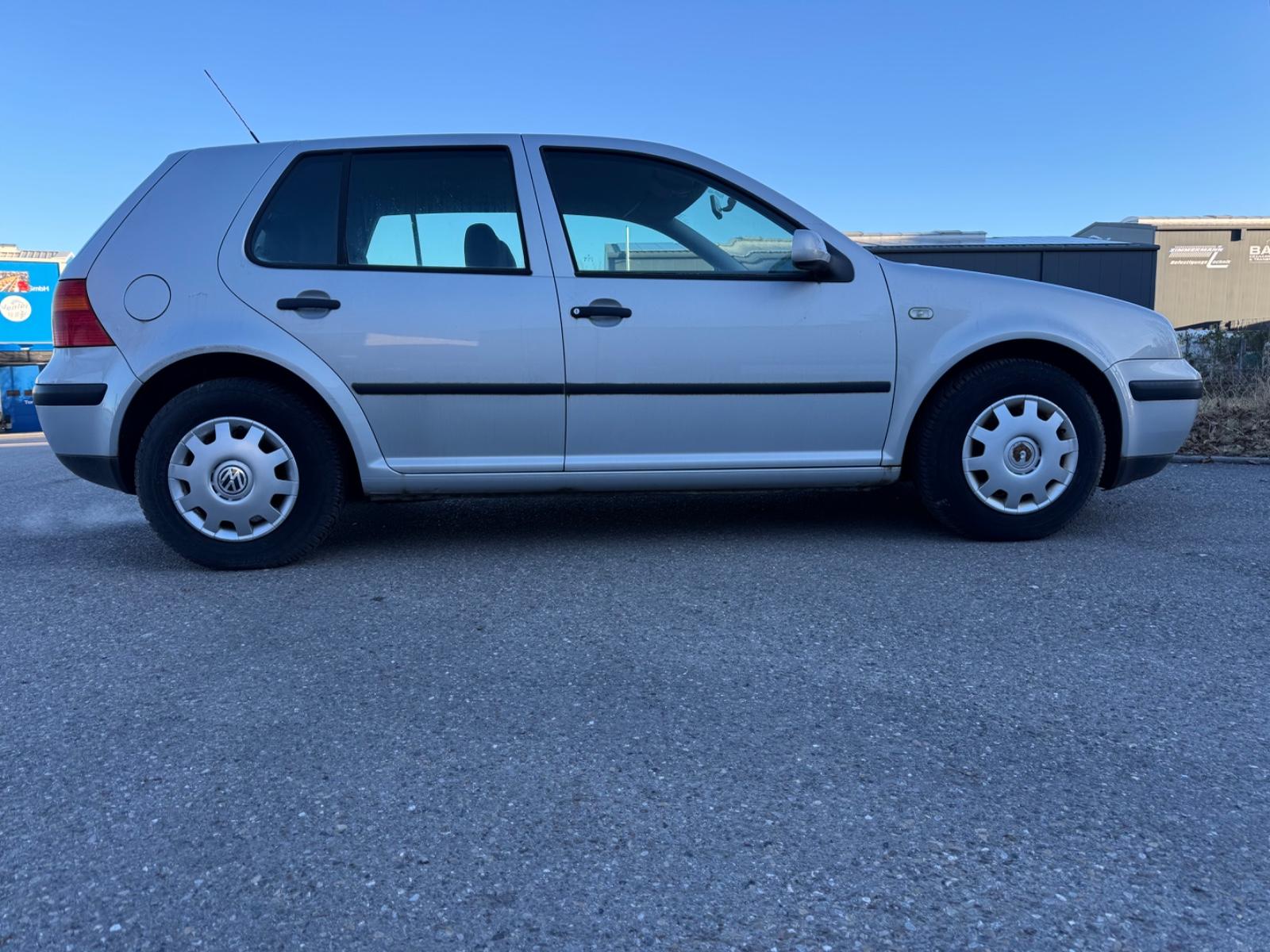 Volkswagen Golf 1.6 Automatik-Getriebe*Comfortline,2-Hd,