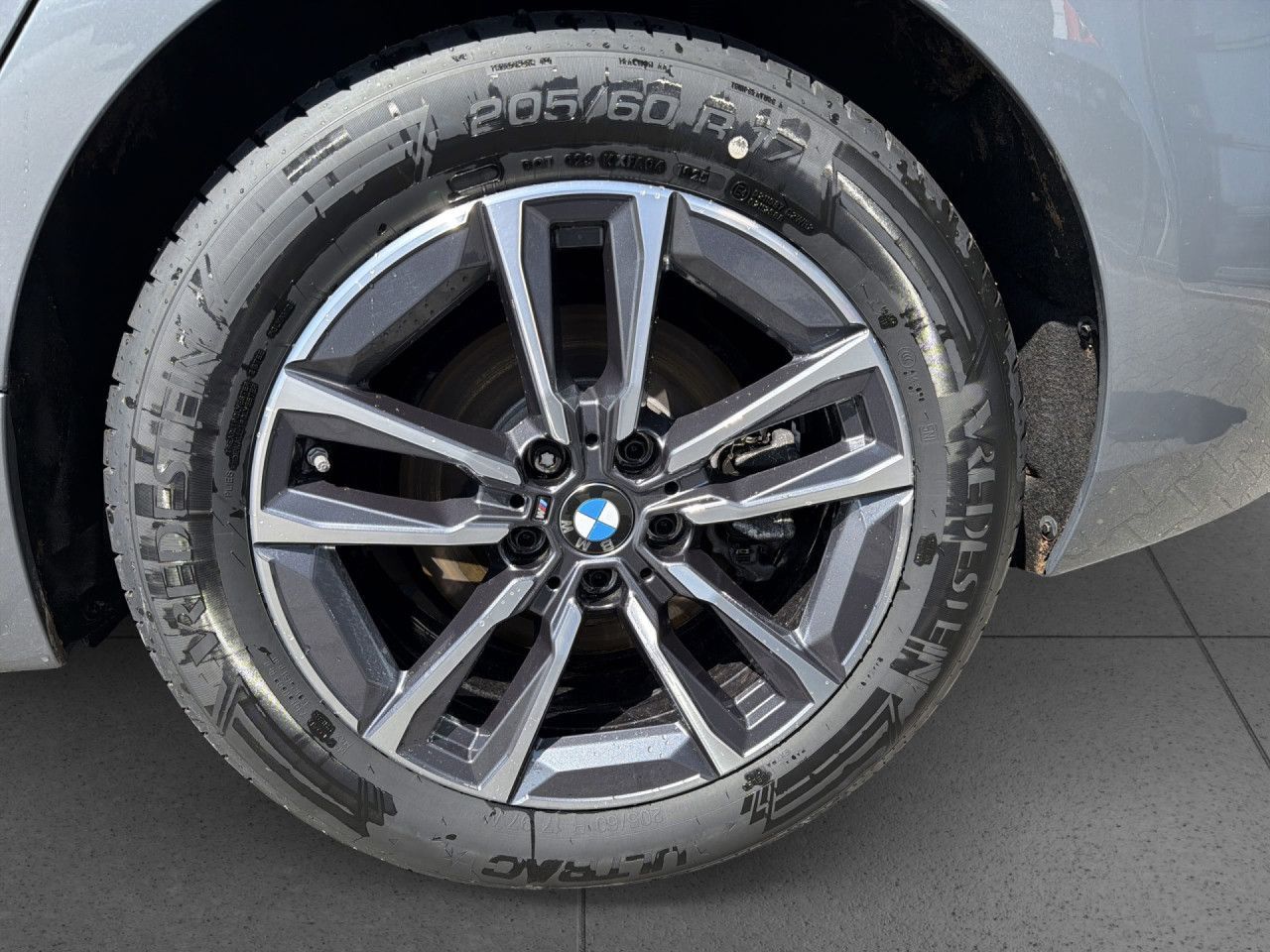 BMW 223 Active Tourer - Bild 17