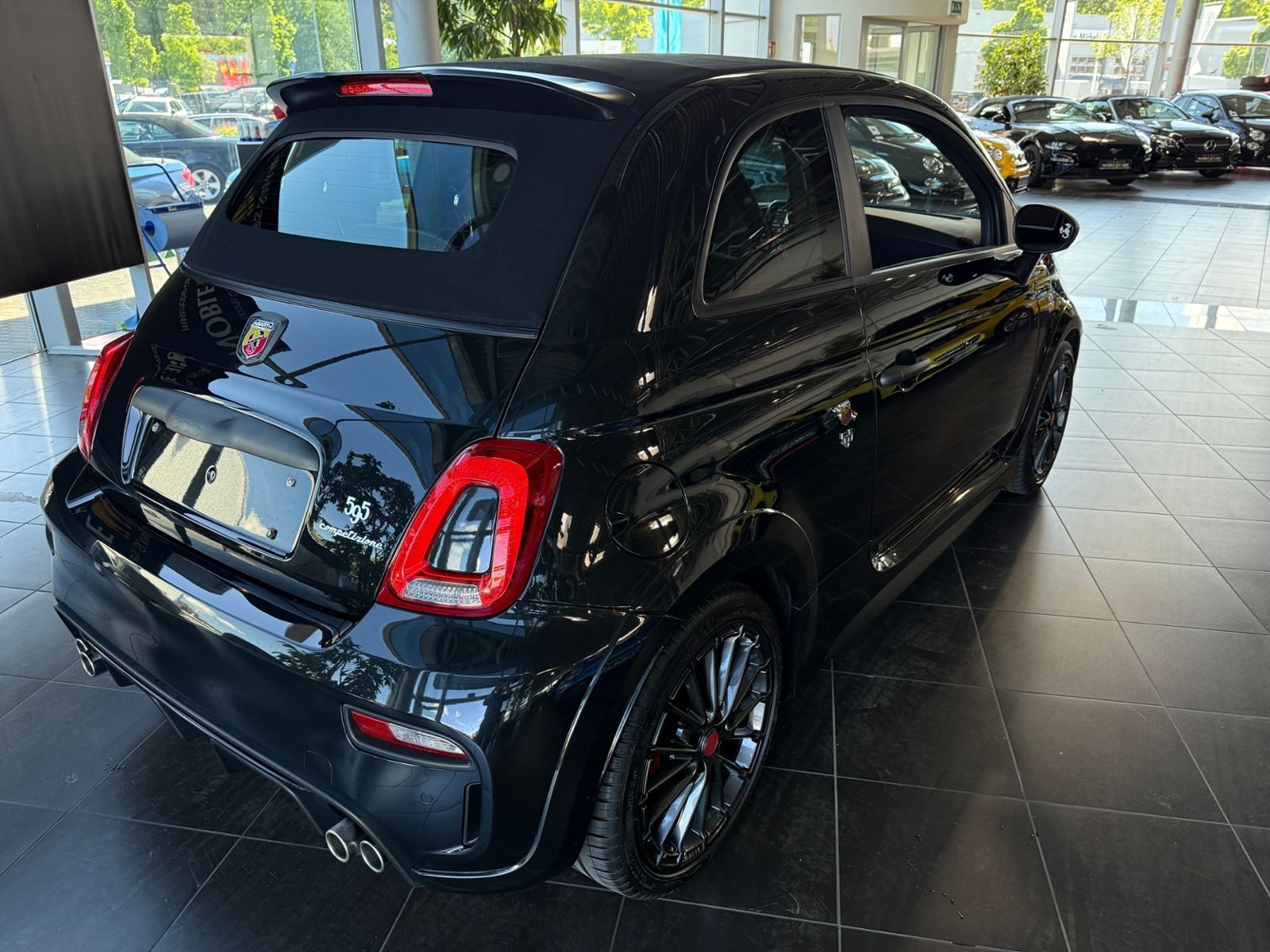 Fahrzeugabbildung Abarth 595C Competizione NAVI ALU