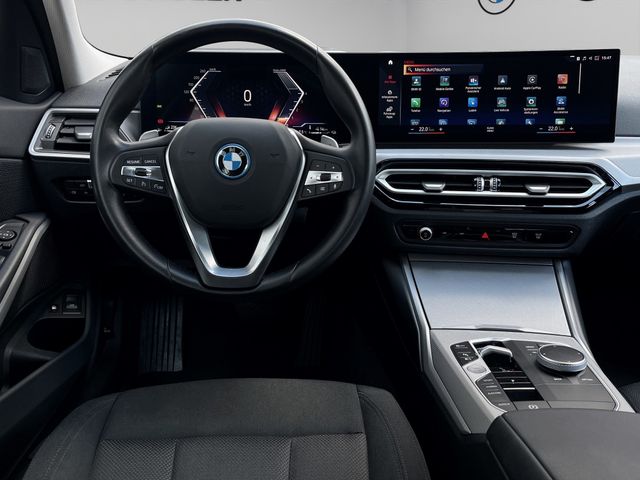 Foto Nummer 11: BMW 330e xDrive