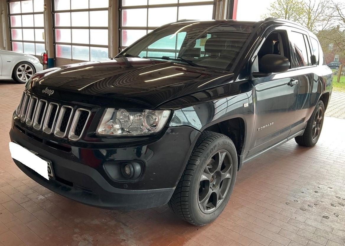Jeep Compass 2.2CRD 4x2 TÜV Xenon NAVI Leder PDC Shz