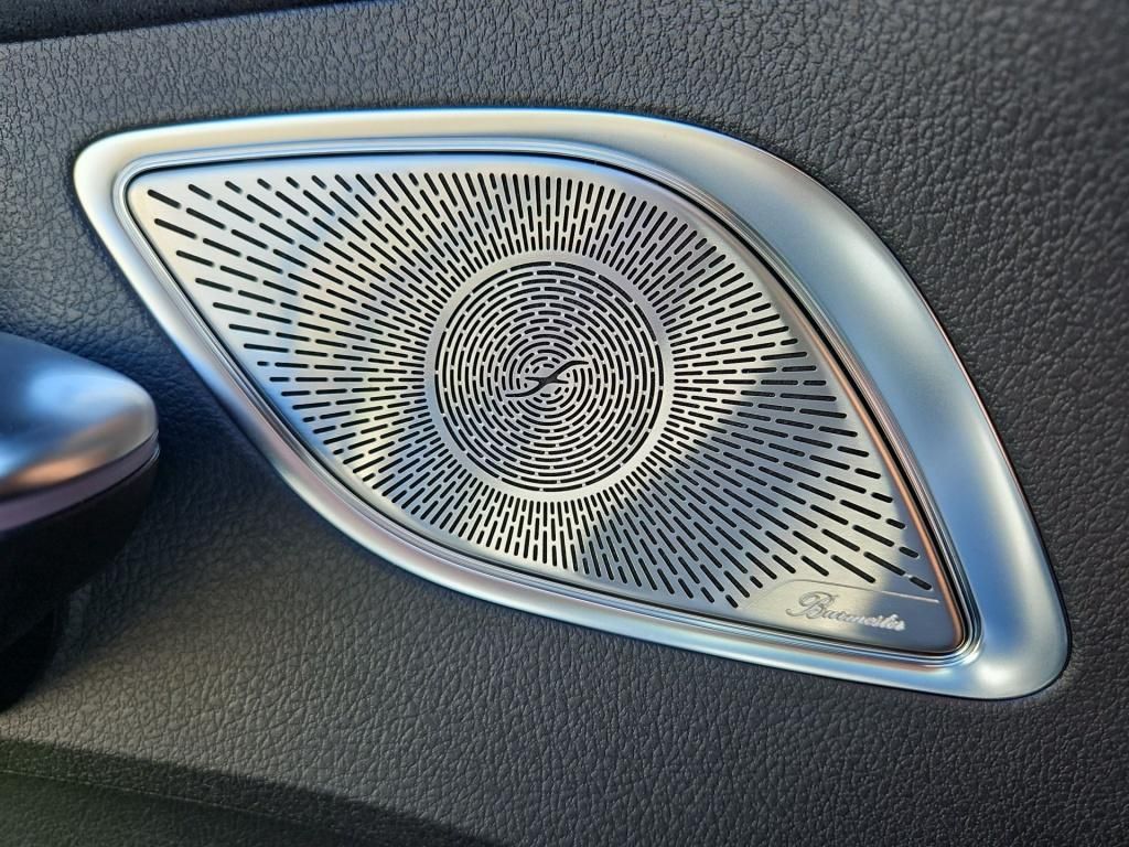 Fahrzeugabbildung Mercedes-Benz EQE 300 AMG Pano Hyperscr. HUD ACC Burmester3D