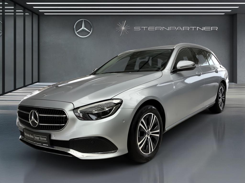 Mercedes-Benz E 220 d T Mercedes Benz E 220 d T. Avantgarde +