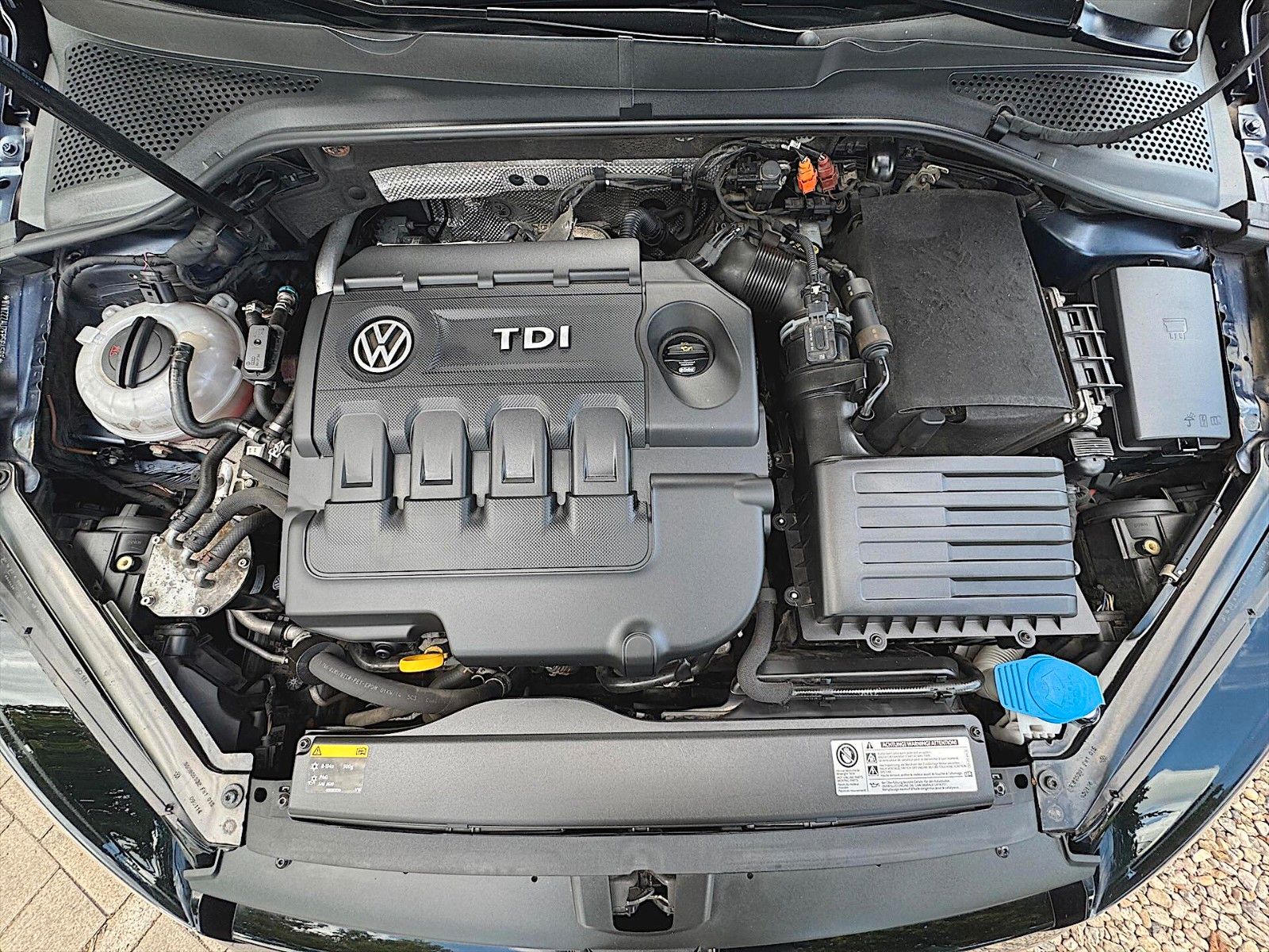 Fahrzeugabbildung Volkswagen Golf VII Variant Trendline BMT *Touch*Sitzhzg*