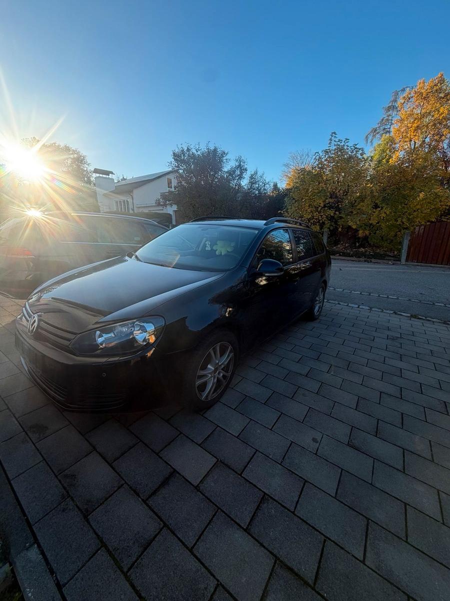 Volkswagen Golf 2010 — engine 102 HP (75kW)