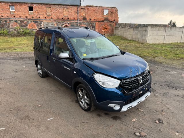 Dacia Dokker Stepway 6 GANG NAVI